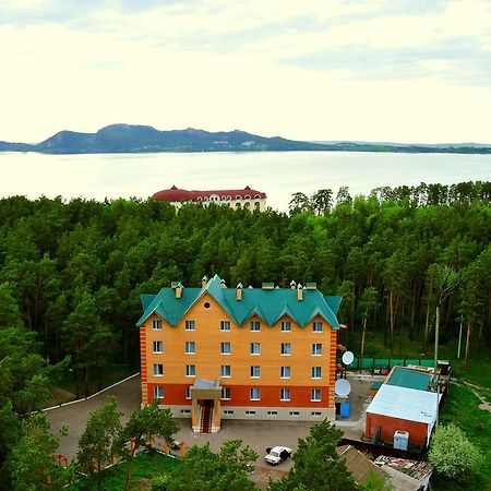 Hotel Nurlytau Borovoe Buitenkant foto