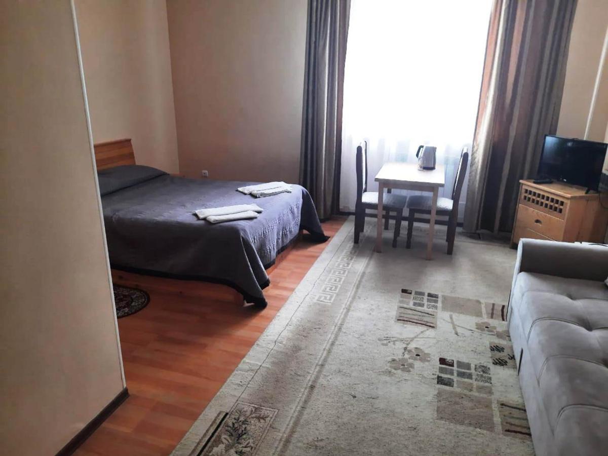 Hotel Nurlytau Borovoe Buitenkant foto