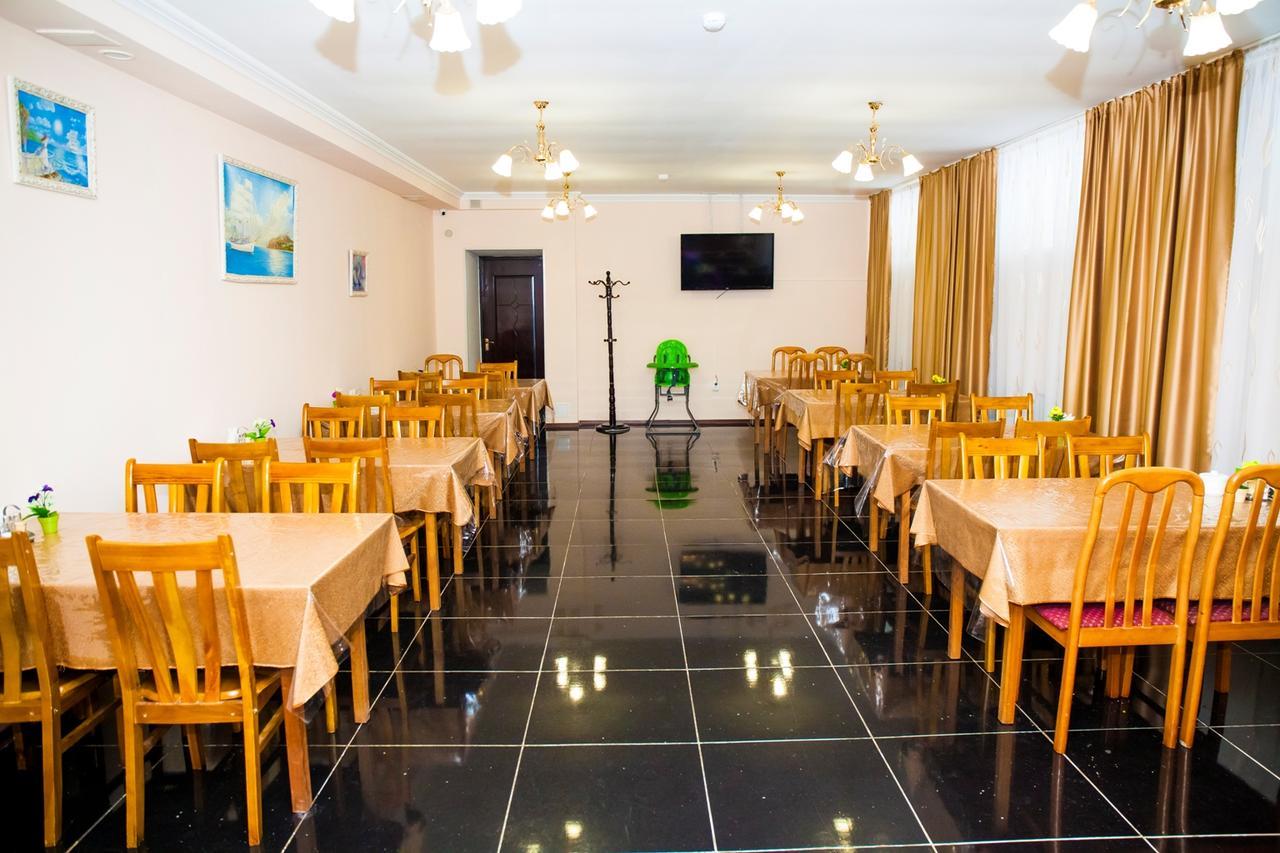Hotel Nurlytau Borovoe Buitenkant foto