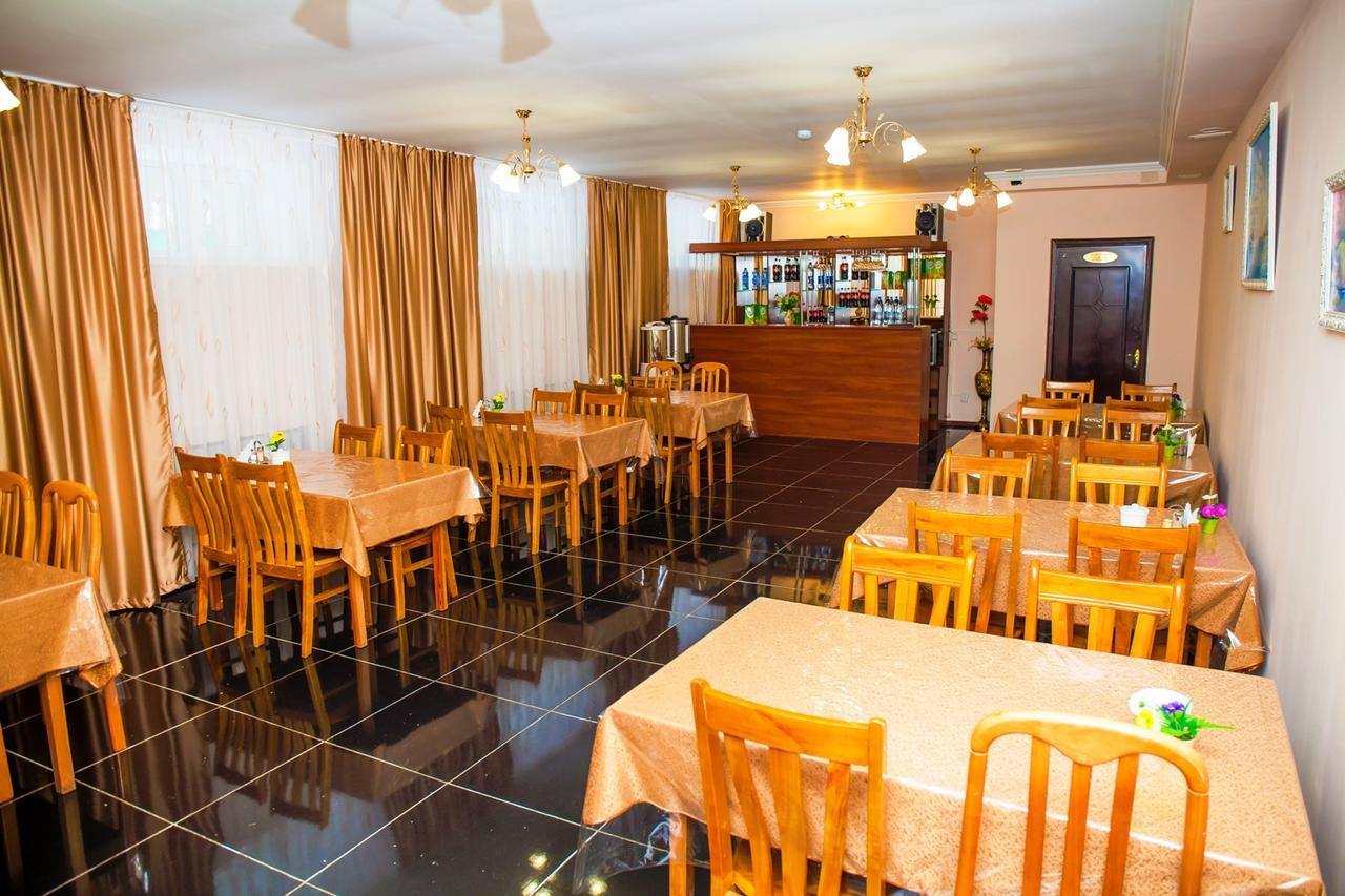 Hotel Nurlytau Borovoe Buitenkant foto