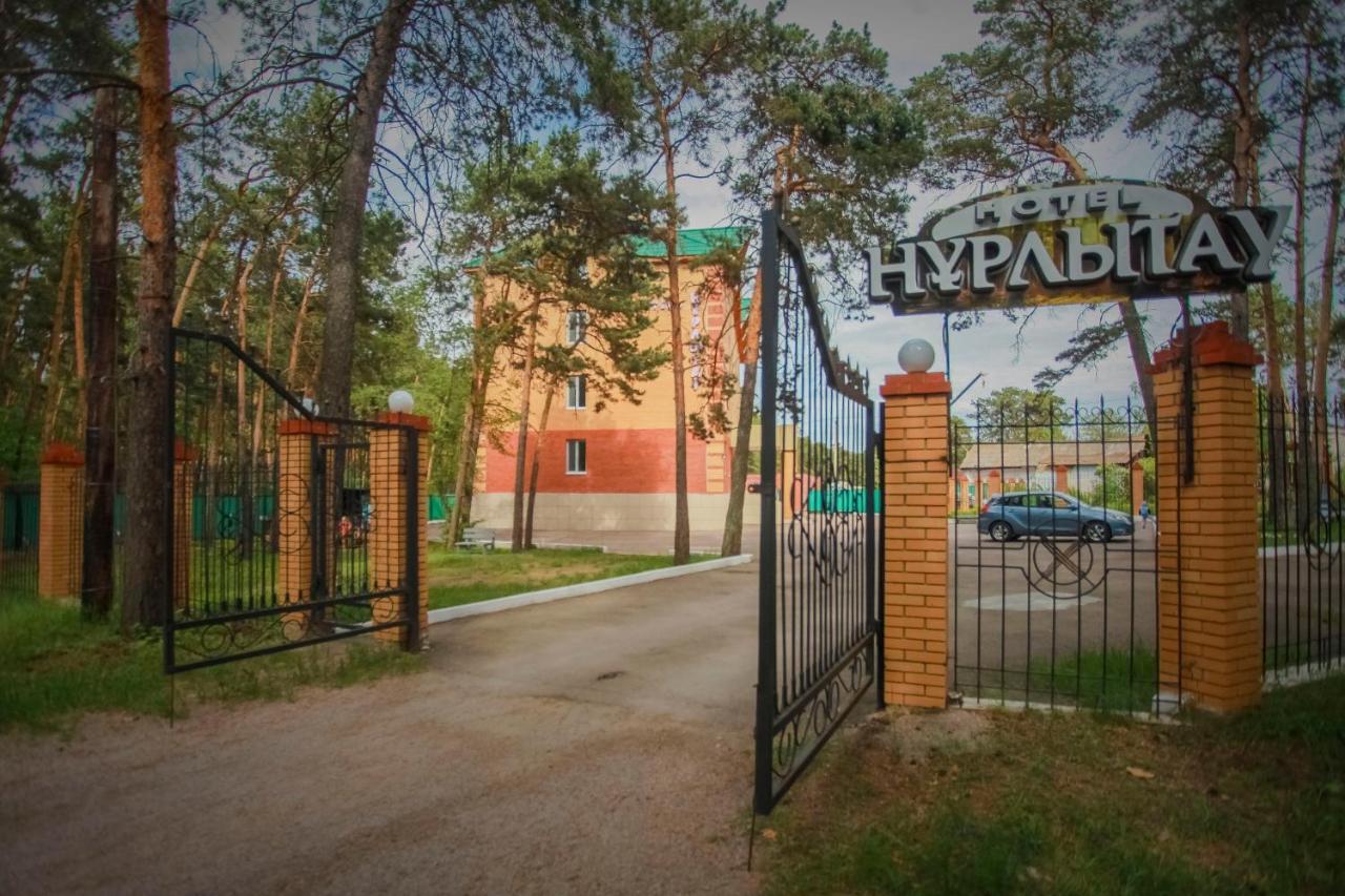 Hotel Nurlytau Borovoe Buitenkant foto